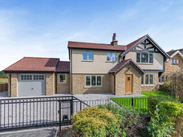 House for sale in West Yorkshire