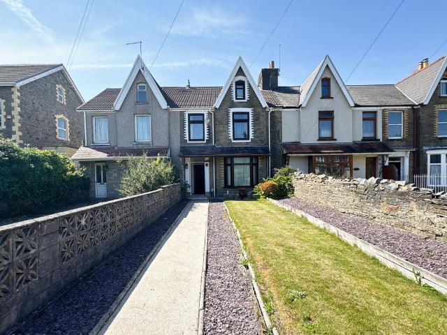 House for sale in Cimla, Neath