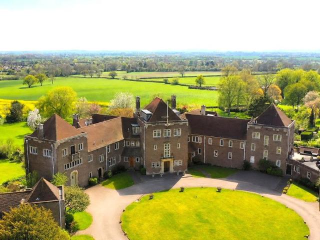 House for sale in Little Horwood, Buckinghamshire