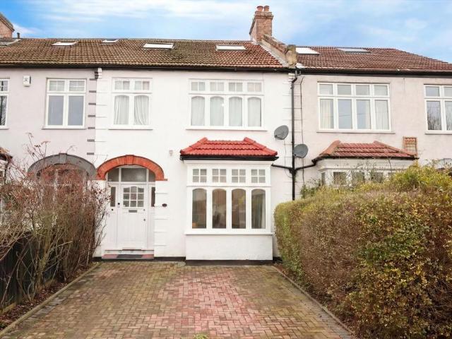 House for sale in London Borough of Lewisham, Greater London