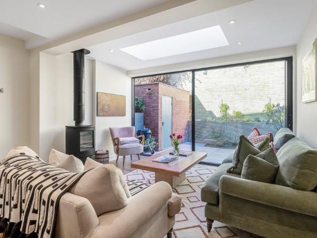 House for sale in Islington, Greater London