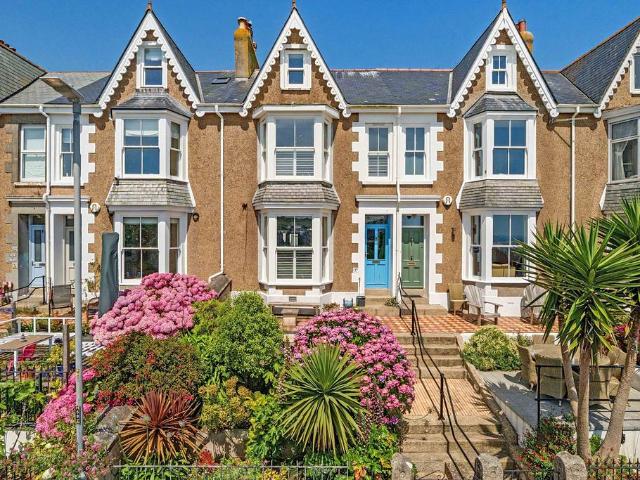 House for sale in Penbeagle, Cornwall