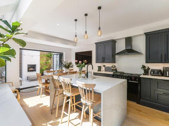House for sale in Fulham, Greater London