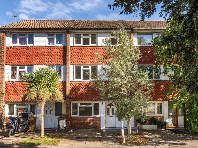 House for sale in London Borough of Lewisham, Greater London