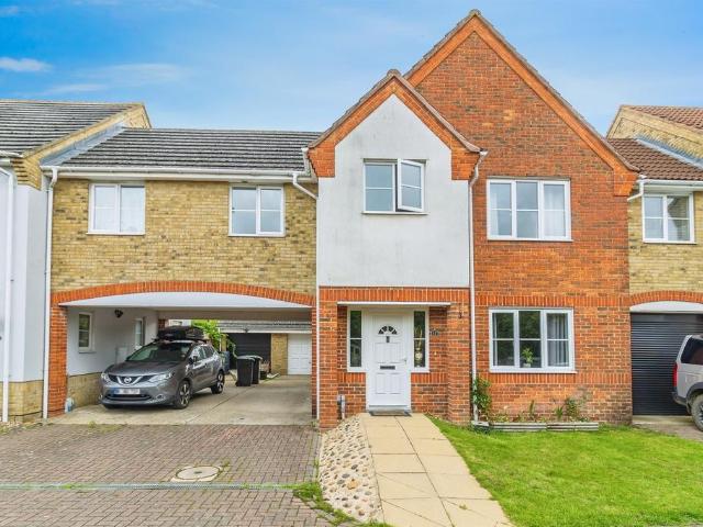 House for sale in Marston Moretaine, Bedfordshire