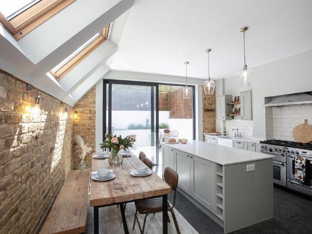 House for sale in Peckham, Greater London