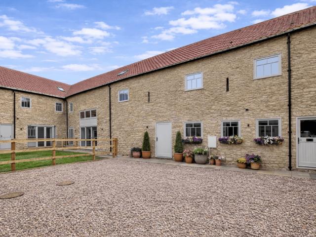 House for sale in Burton Salmon, North Yorkshire