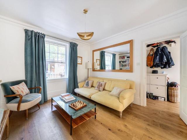 House for sale in Old Kent Road, Greater London