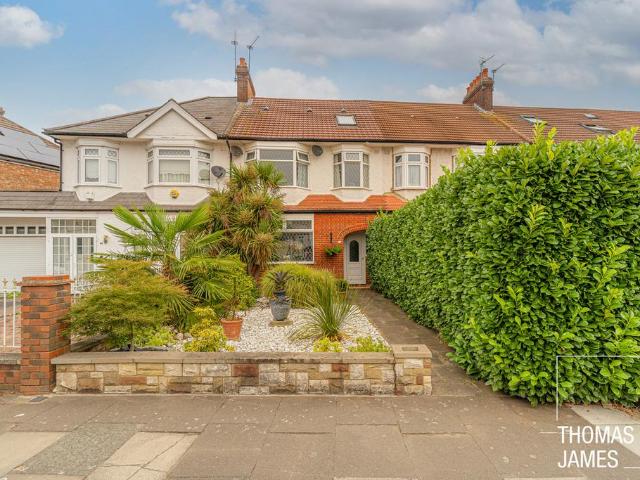 House for sale in Edmonton, Greater London