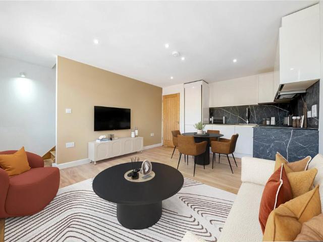 House for sale in Royal Borough of Greenwich, Greater London