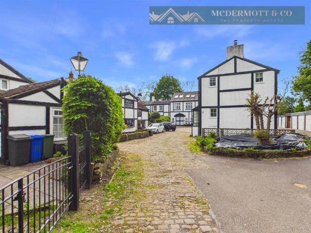 House for sale in Limehurst, Greenheys