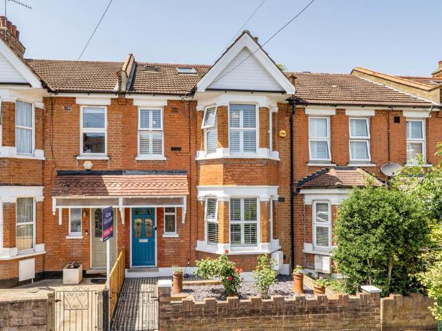 House for sale in Lane, Greater London