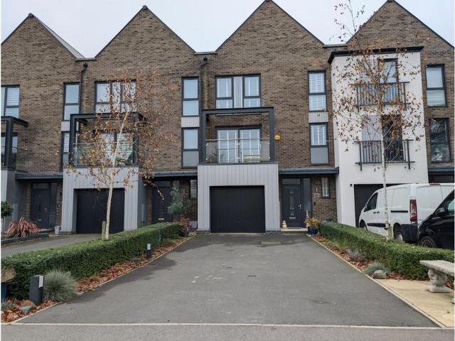 House for sale in Evershot, Oxfordshire