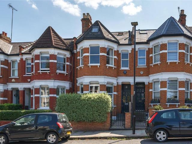 House for sale in Muswell Hill, Greater London