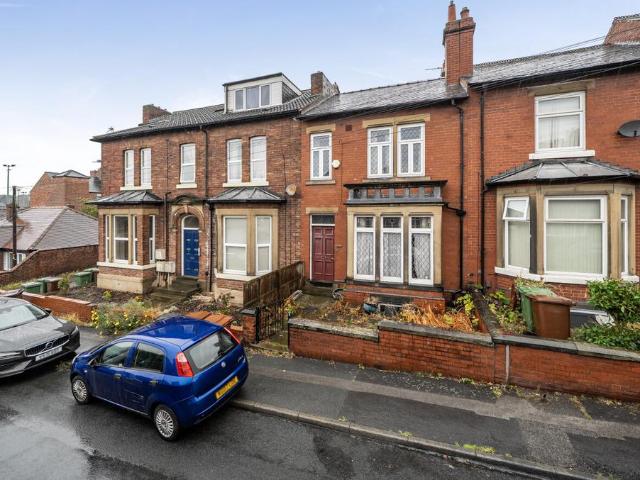 House for sale in City Fields, West Yorkshire