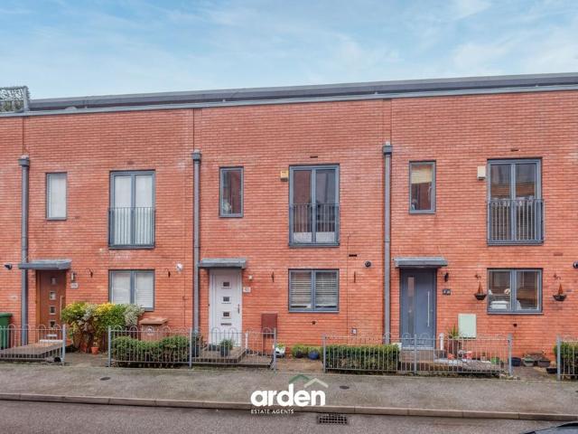 House for sale in Dickens Heath, West Midlands