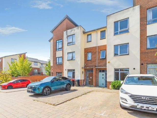 House for sale in Bletchley, Milton Keynes