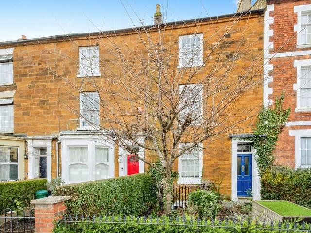 House for sale in Semilong, Northampton