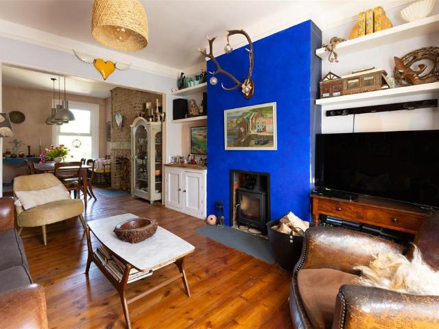 House for sale in Ore, Guestling Green