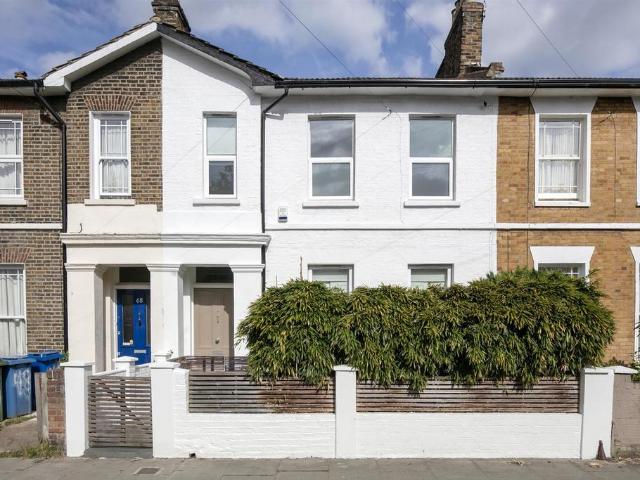 House for sale in Peckham, Greater London
