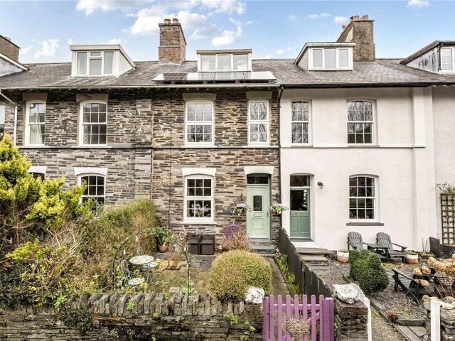 House for sale in Abergynolwyn, Wales