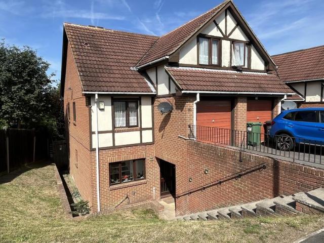 House for sale in Monks Orchard, Kent
