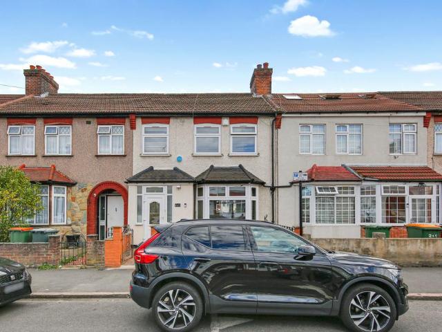 House for sale in Beckton, Greater London