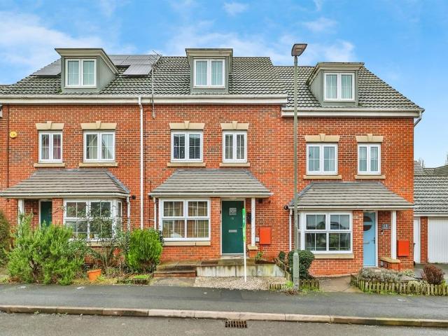 House for sale in Caldermill, East Midlands