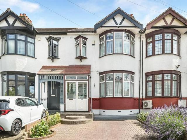 House for sale in Greater London
