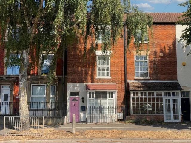 House for sale in Grantham, Barholm