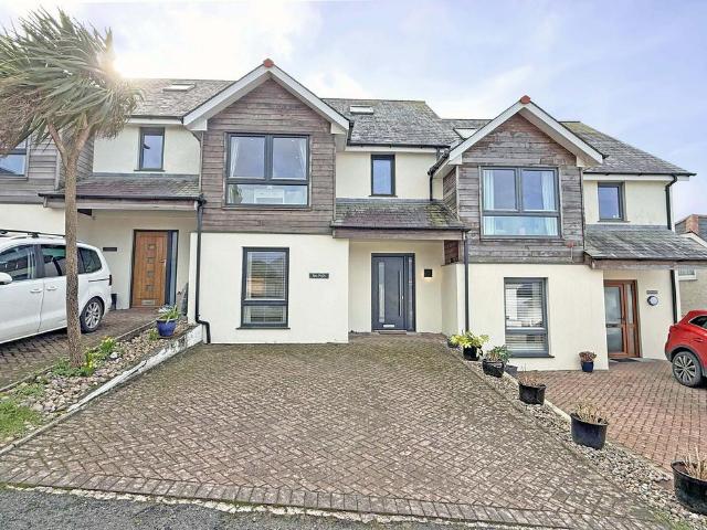 House for sale in Penwartha Coombe, Cornwall