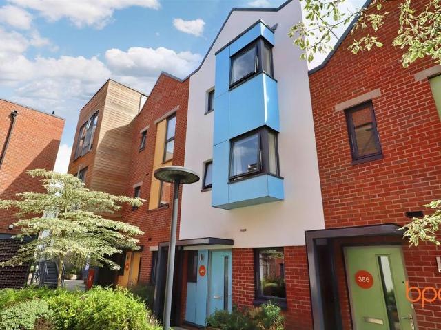 House for sale in St Philip's Marsh, Feckenham