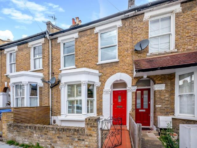 House for sale in East Dulwich, Greater London