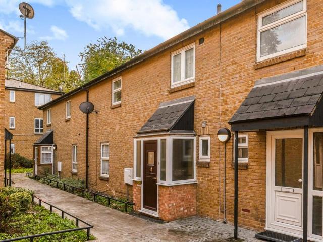 House for sale in London Borough of Tower Hamlets, Greater London