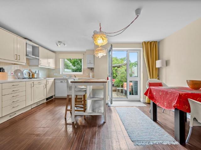 House for sale in North Woolwich, Greater London