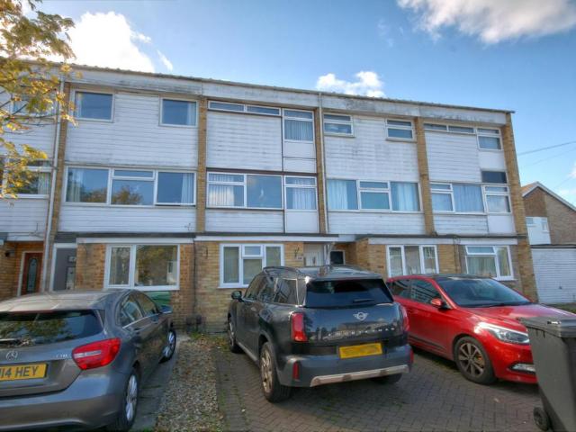 House for sale in Berrick Salome, Oxfordshire