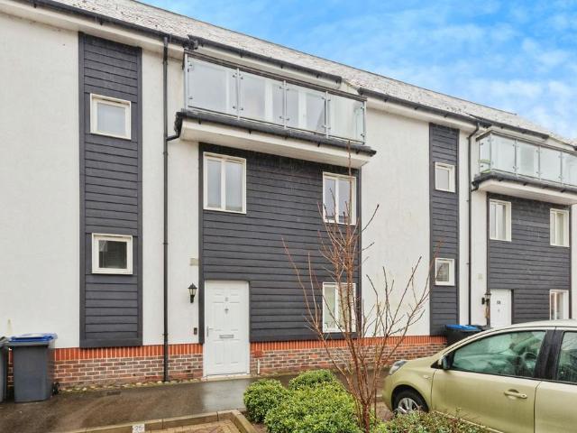 House for sale in The King's Mile, The Bridge