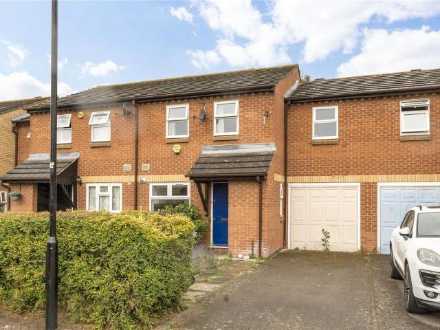 House for sale in Canning Town, Greater London