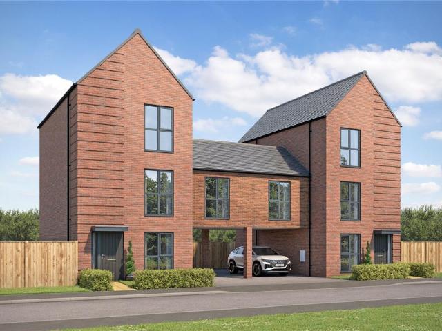 House for sale in Houghton Regis, Bedfordshire