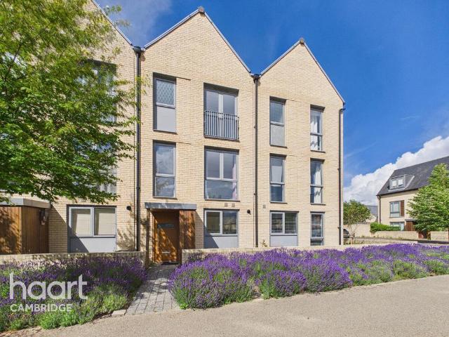 House for sale in Arbury, Cambridgeshire