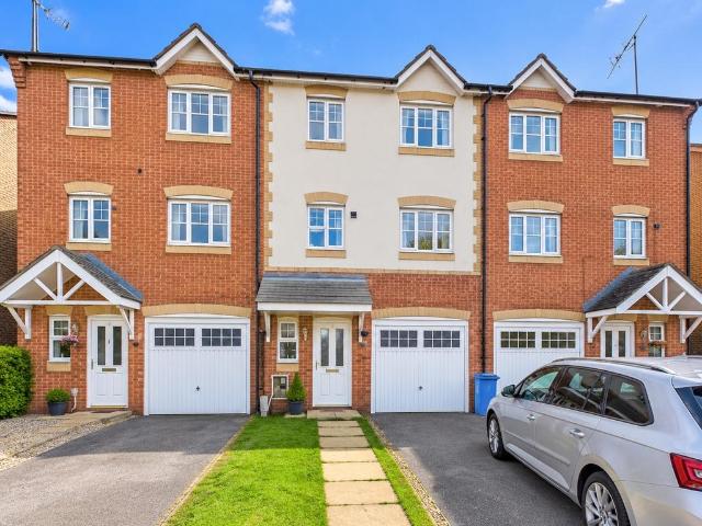 House for sale in Orchard Park, Hull
