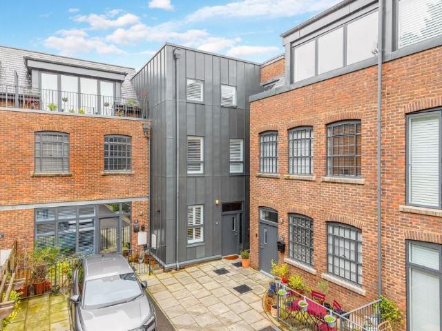 House for sale in St James, Sandown Park
