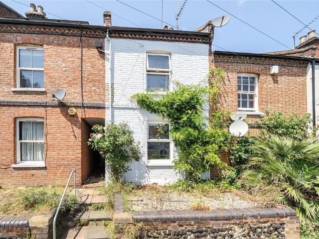 House for sale in Colney Hatch, Greater London