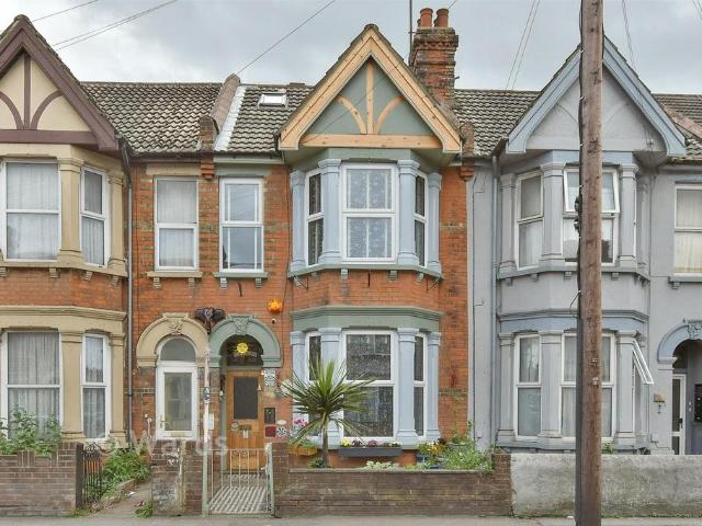 House for sale in Gillingham