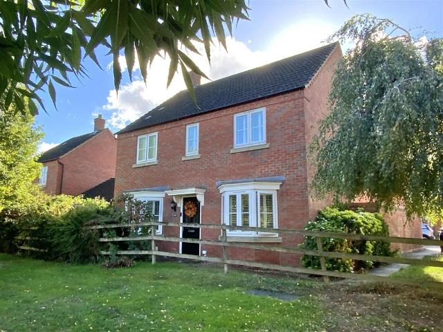 House for sale in Deanshanger