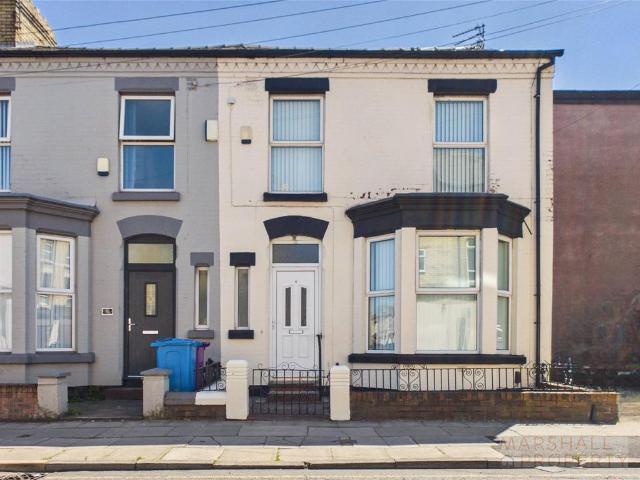 House for sale in Calderstones