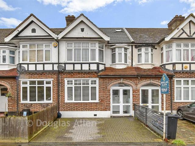 House for sale in Little Heath, Goodmayes
