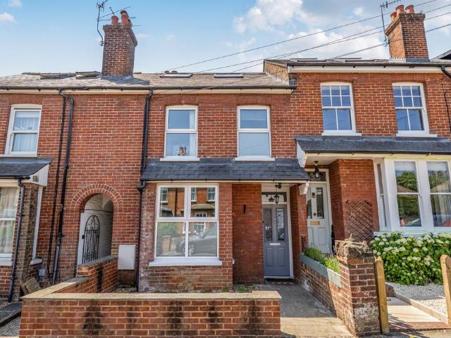 House for sale in Fole, Surrey