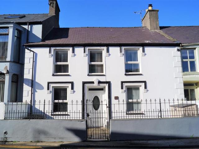 House for sale in Nefyn, Wales