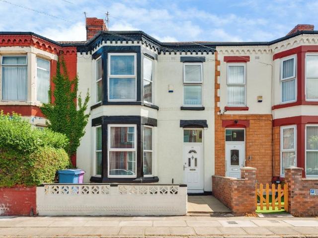 House for sale in Calderstones